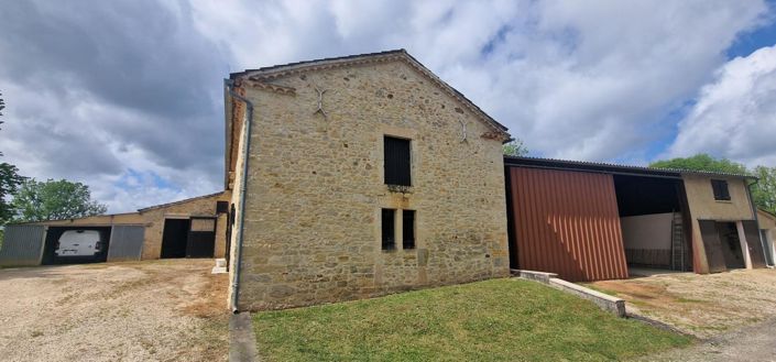 Image No.15-3 Bed Property for sale