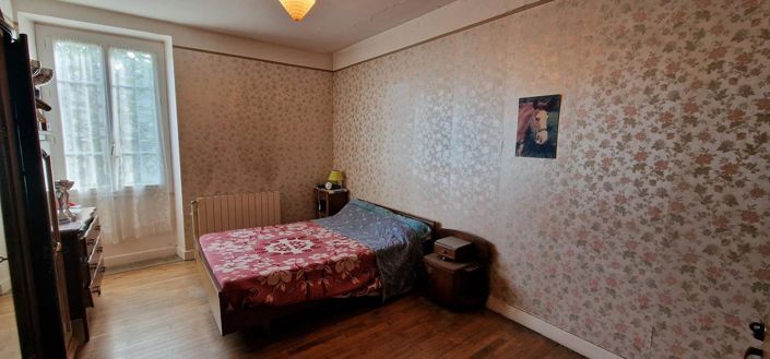 Image No.9-3 Bed Property for sale