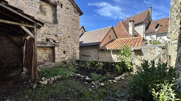 Image No.4-2 Bed House for sale