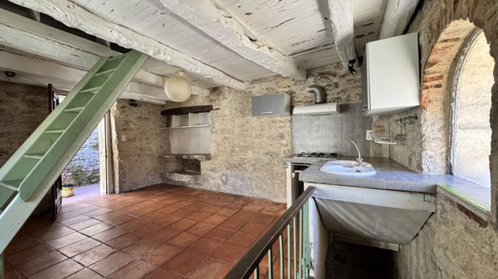 Image No.5-2 Bed House for sale