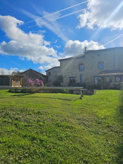 Image No.1-Propriété de 3 chambres à vendre à Saint-Jean-Mirabel