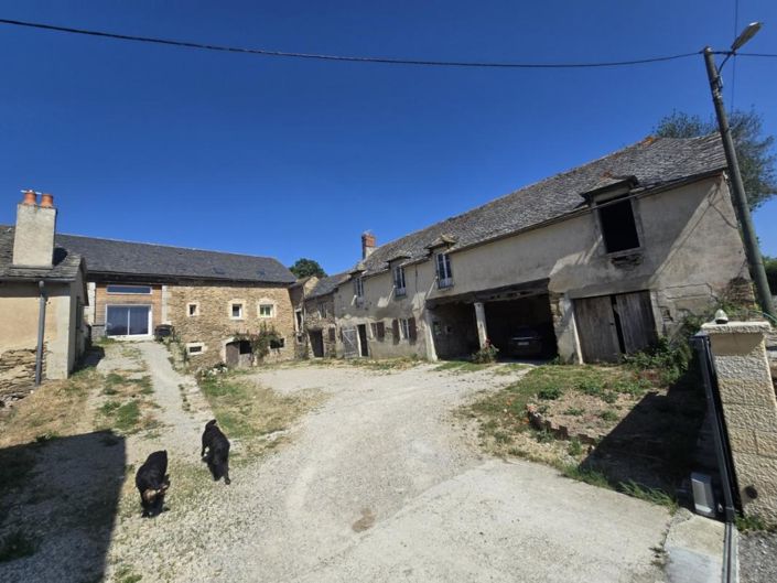 Image No.20-10 Bed Property for sale