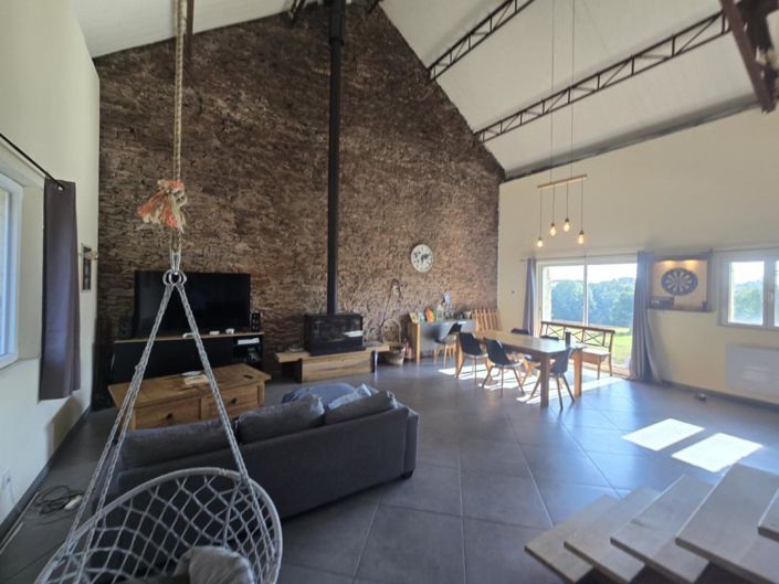 Image No.5-10 Bed Property for sale