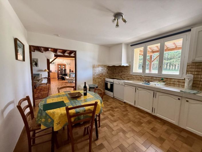 Image No.8-3 Bed Property for sale