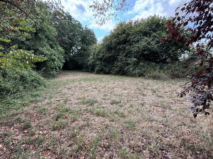 Image No.12-2 Bed House for sale