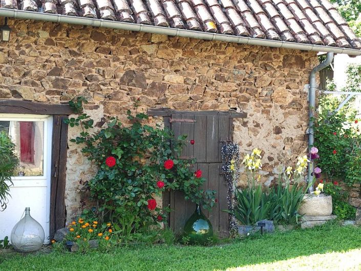 Image No.20-5 Bed Property for sale