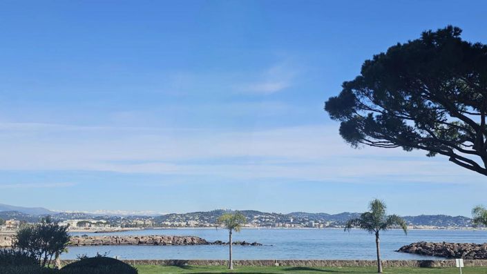 Image No.16-3 Bed Townhouse for sale