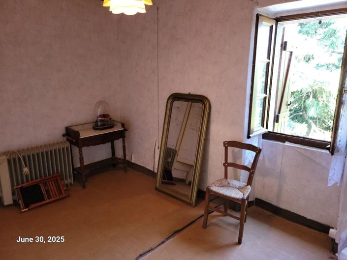 Image No.17-3 Bed Property for sale