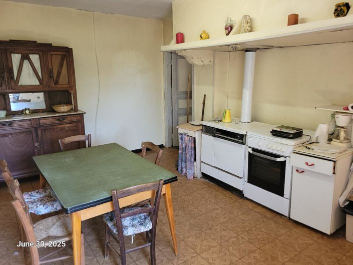 Image No.9-3 Bed Property for sale