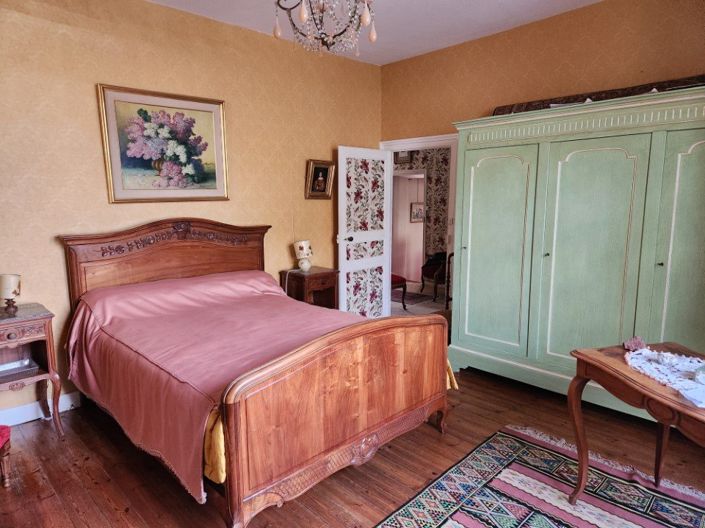 Image No.13-3 Bed House for sale