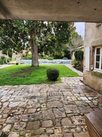 Image No.19-3 Bed House for sale