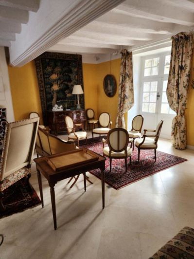 Image No.9-3 Bed House for sale