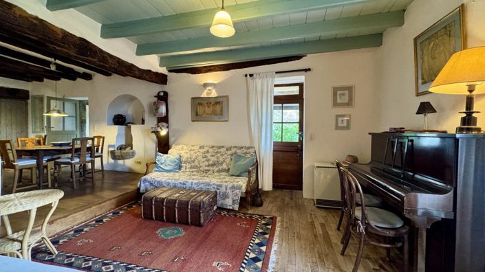 Image No.12-4 Bed House for sale