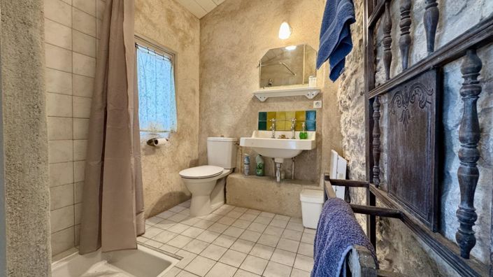 Image No.15-4 Bed House for sale