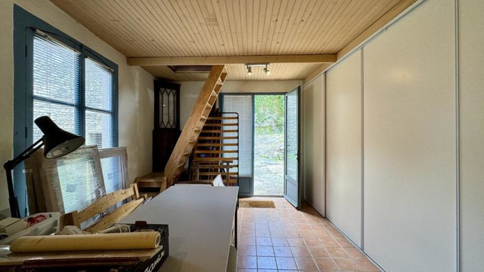 Image No.17-4 Bed House for sale