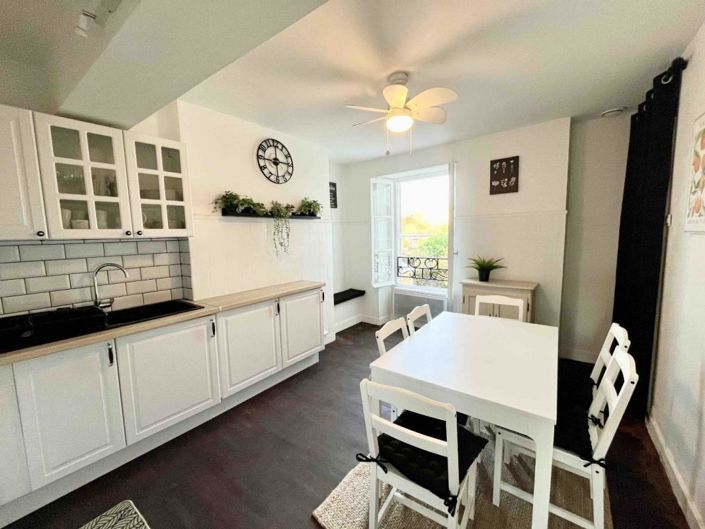 Image No.8-3 Bed House for sale