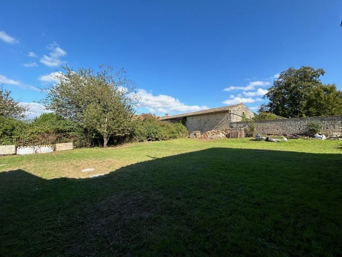 Image No.4-Propriété de 3 chambres à vendre à Gournay-Loizé