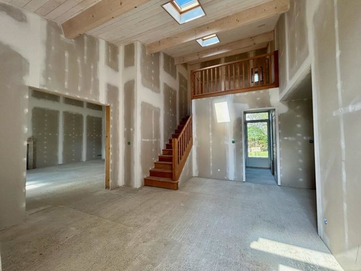 Image No.5-3 Bed Property for sale