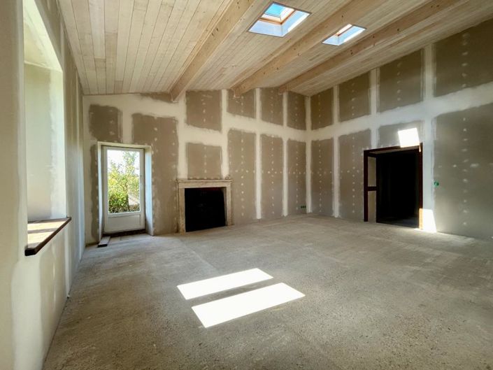 Image No.7-3 Bed Property for sale