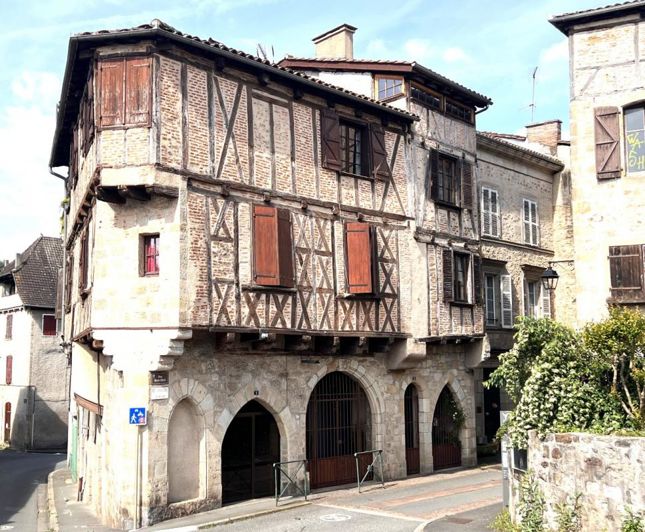 Image No.1-Propriété de 4 chambres à vendre à Figeac