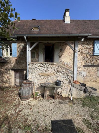 Image No.15-2 Bed Property for sale