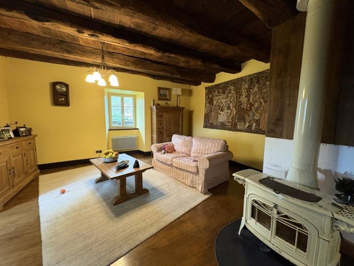 Image No.3-2 Bed Property for sale