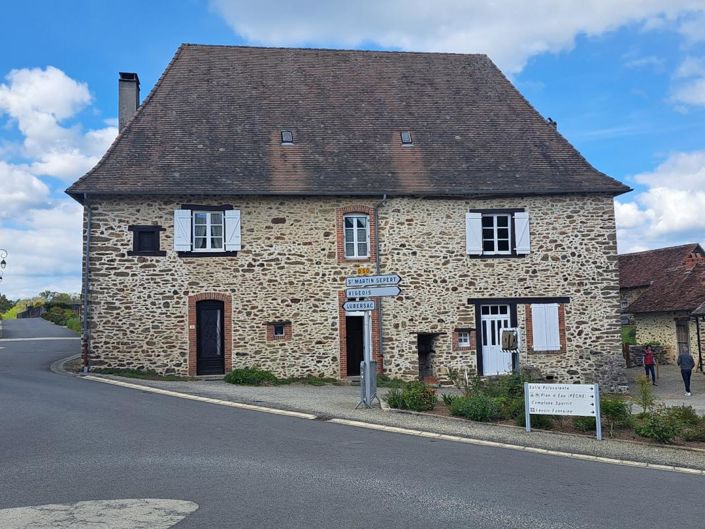Image No.1-Propriété de 4 chambres à vendre à Saint-Pardoux-Corbier
