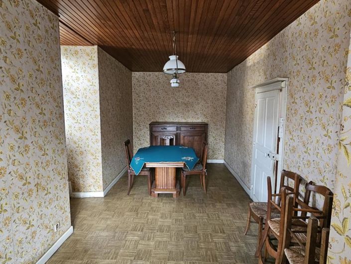 Image No.11-4 Bed Property for sale