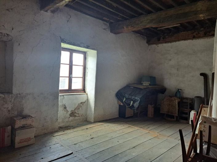 Image No.17-4 Bed Property for sale