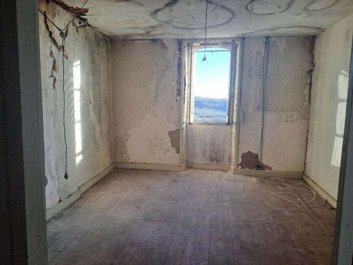 Image No.11-4 Bed Property for sale