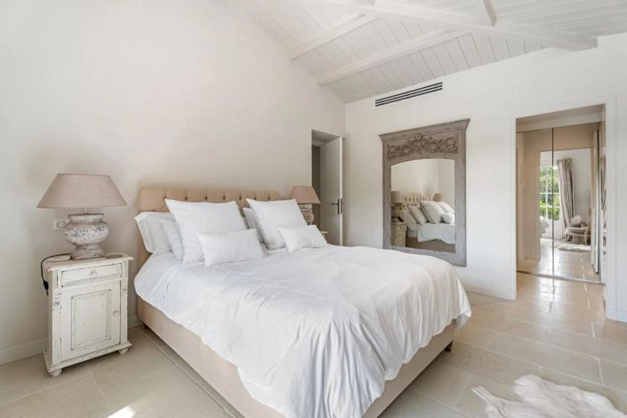 Image No.10-5 Bed Villa for sale