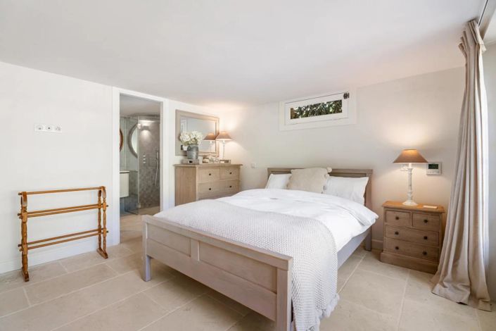 Image No.15-5 Bed Villa for sale