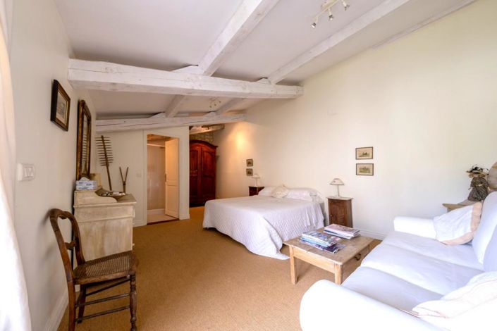 Image No.12-4 Bed House for sale