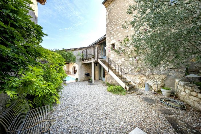 Image No.13-4 Bed House for sale