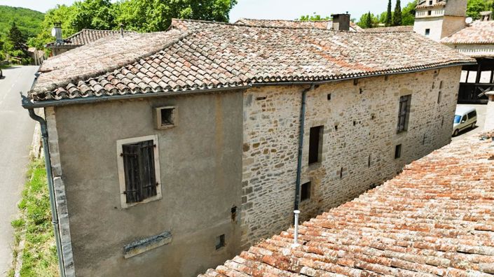 Image No.17-3 Bed Property for sale