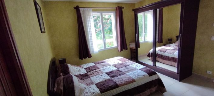 Image No.11-4 Bed Property for sale