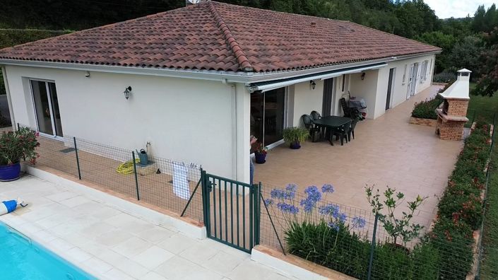 Image No.5-4 Bed Property for sale