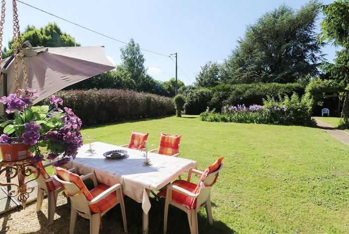 Image No.11-5 Bed Property for sale