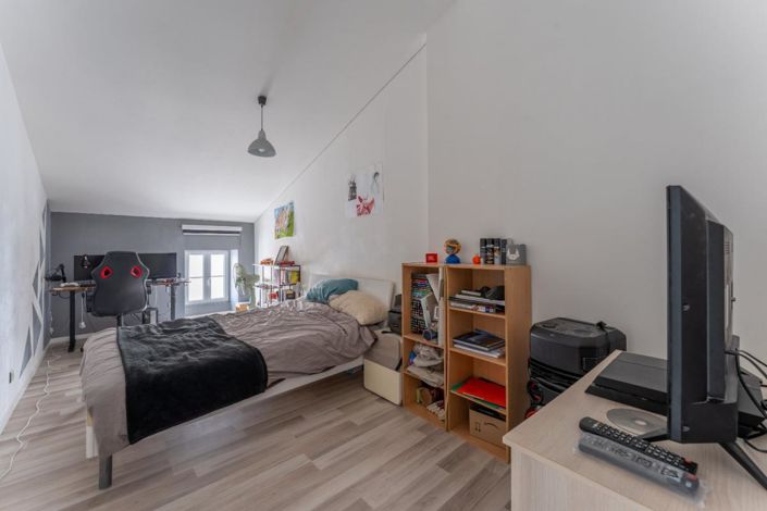 Image No.11-Maison de 7 chambres à vendre à Saint-Jean-d'Angély