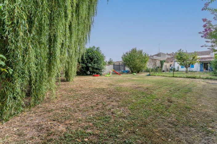 Image No.15-Maison de 7 chambres à vendre à Saint-Jean-d'Angély