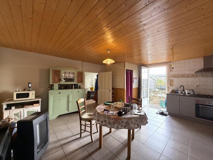 Image No.7-2 Bed House for sale