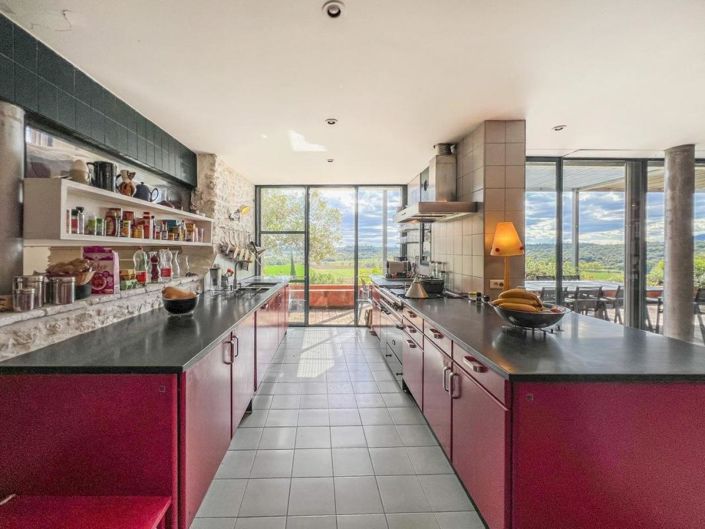 Image No.7-3 Bed Property for sale