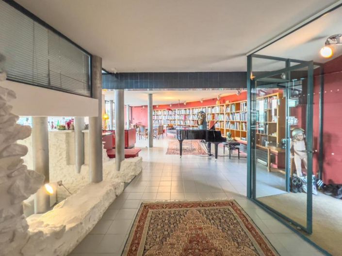 Image No.9-3 Bed Property for sale