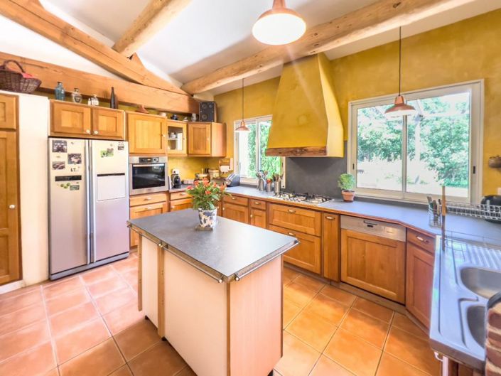 Image No.16-4 Bed Property for sale