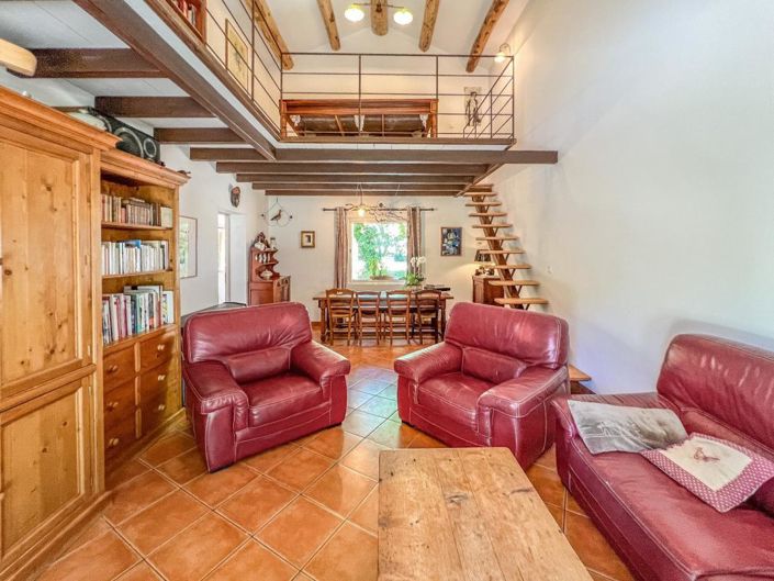 Image No.7-4 Bed Property for sale