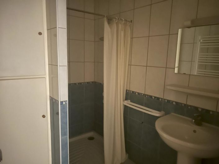 Image No.12-4 Bed House for sale