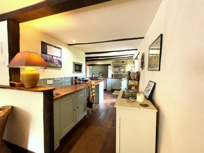 Image No.14-2 Bed Property for sale