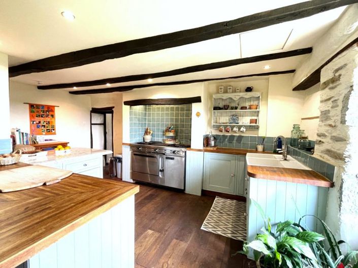 Image No.3-2 Bed Property for sale