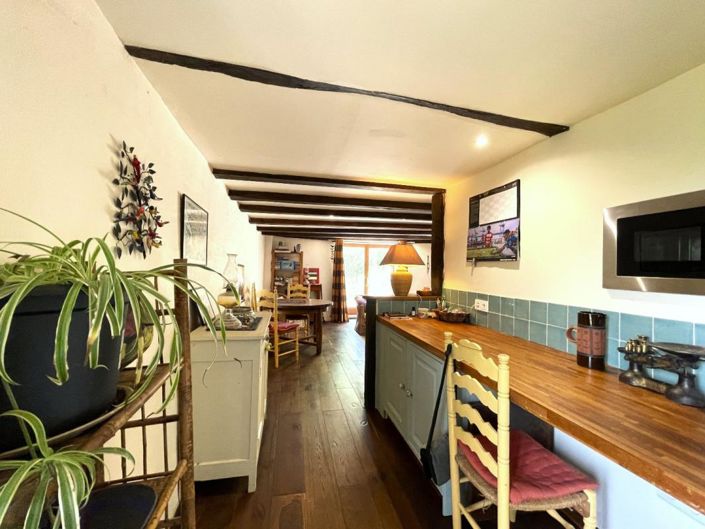 Image No.6-2 Bed Property for sale