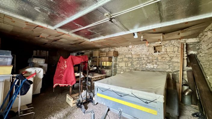 Image No.11-3 Bed House for sale